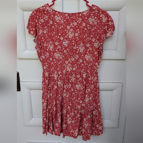 True Craft Pink Floral Print Button Up Flutter Sleeve Dress Size Medium - Picture 2 of 6